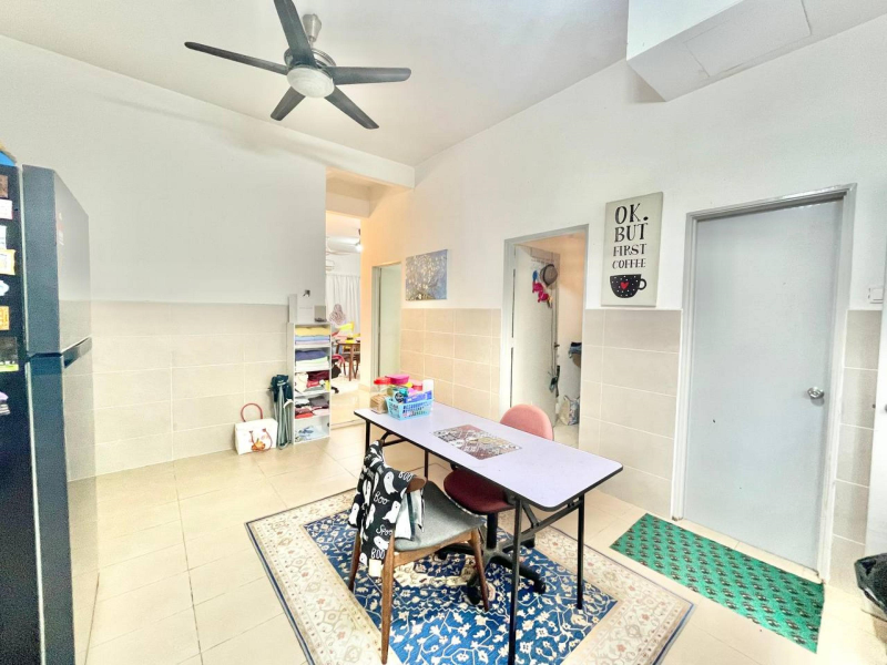 TOWNHOUSE GF UNIT DESA SAUJANA PUTRA SP 2 BS - photo 9