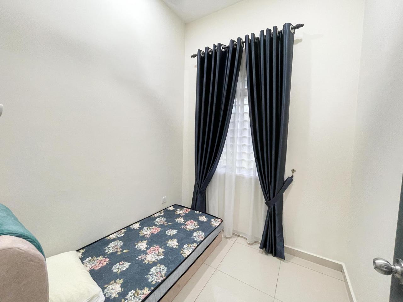 Corner Lot, Taman Bentara, Telok Panglima Garang - photo 10