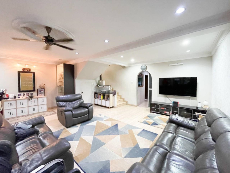 2 Storey Terrace Lorong Batu Nilam, Bukit Tinggi - photo 4