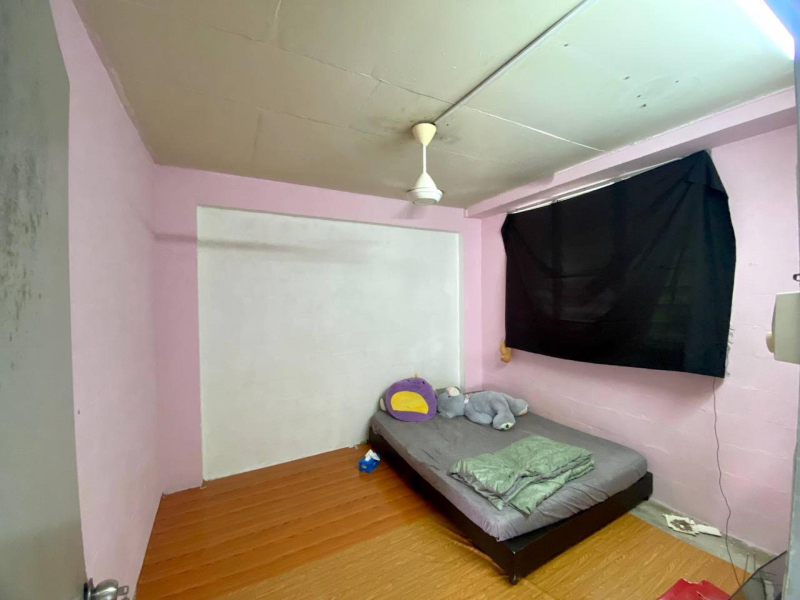 Corner Unit Flat Wangsa Maju Seksyen 10 - photo 6