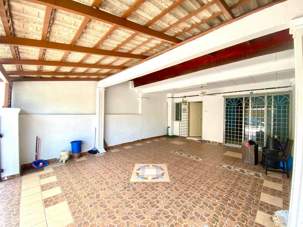 Double Storey Terrace Taman Prima Saujana, Kajang - photo 2