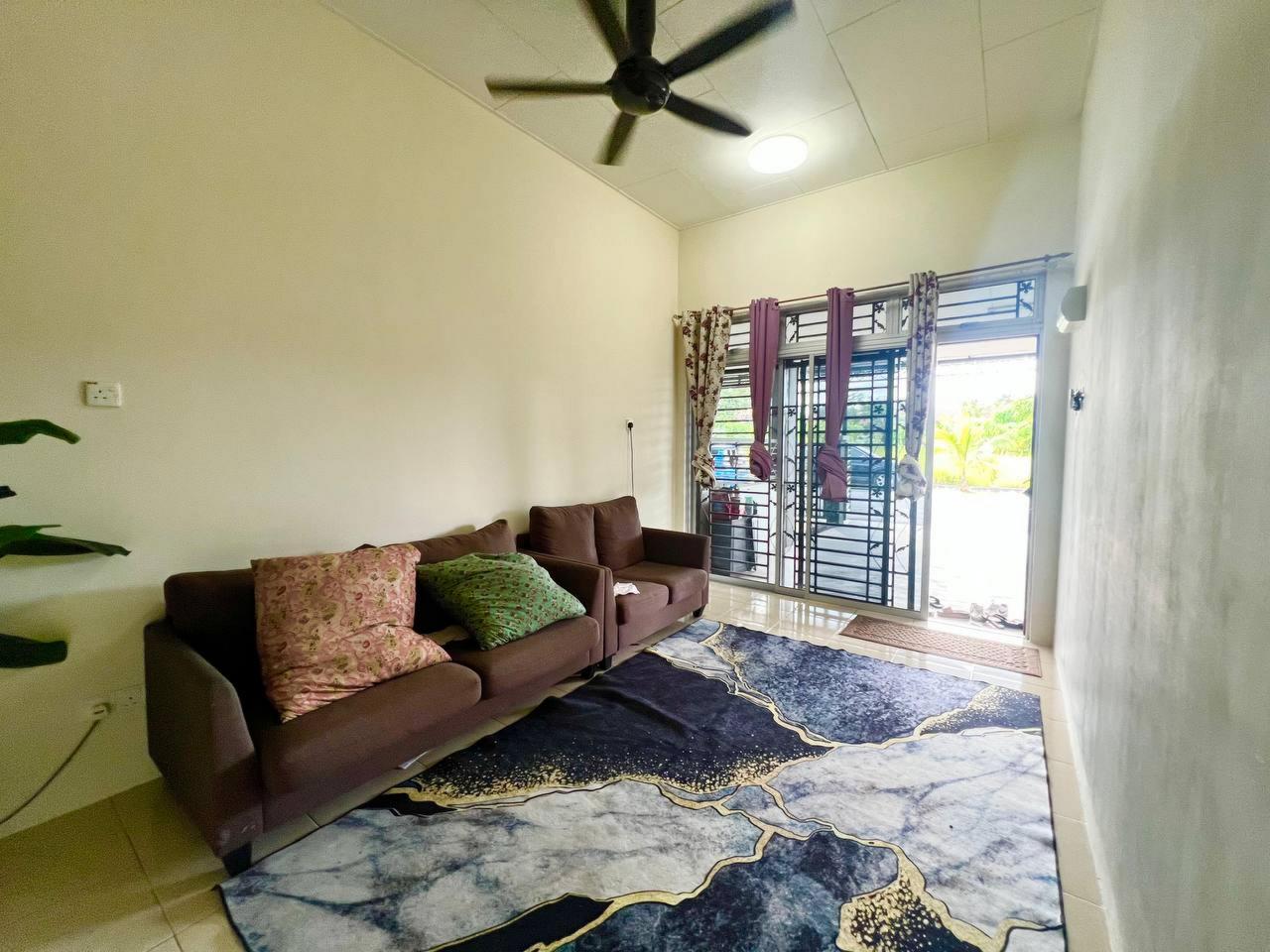 Taman Medan Indah, Telok Panglima Garang Sijangkan - photo 3