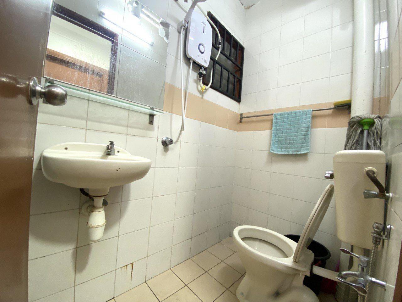 Pangsapuri Damai, Subang Bestari, Shah Alam - photo 8