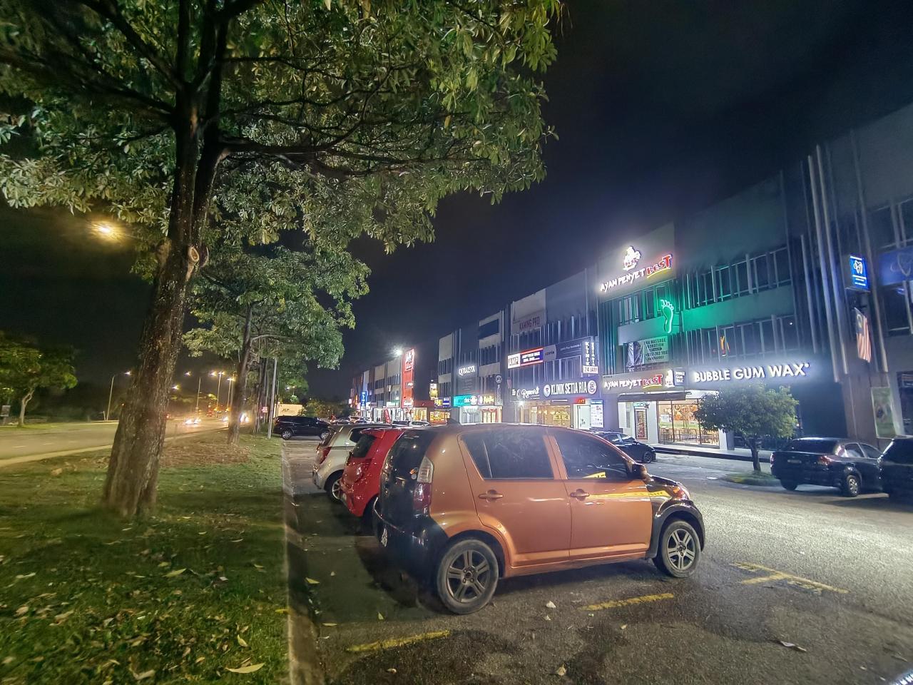 SETIA TAIPAN 1 FACING MAIN ROAD HOT LOCATION - photo 8