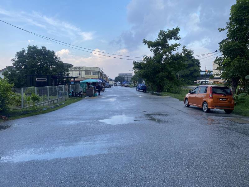 Terrace End Lot Taman Dato Bandar Meru Klang - photo 11
