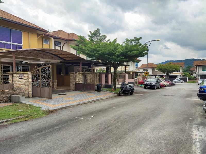 DOUBLE-STOREY SEMI-D ANJUNG SUASANA - photo 3