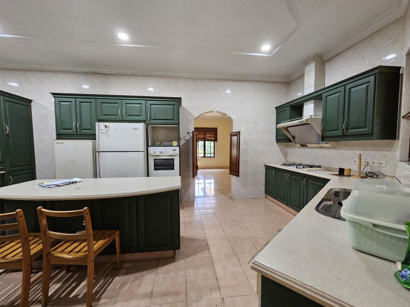 Bungalow Country Height - photo 10