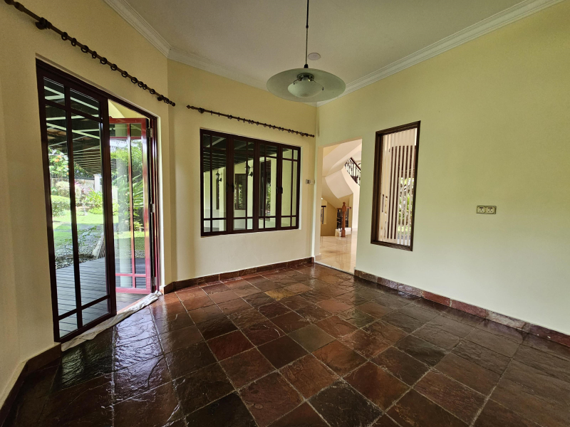 Bungalow Country Height - photo 13