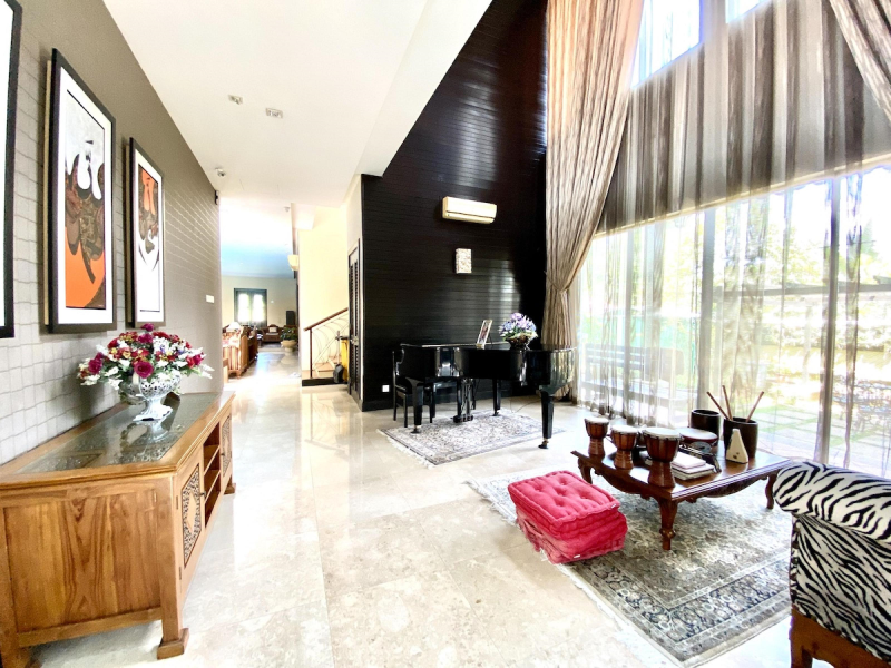 2 Storey Resort Style Bungalow Country Heights - photo 11