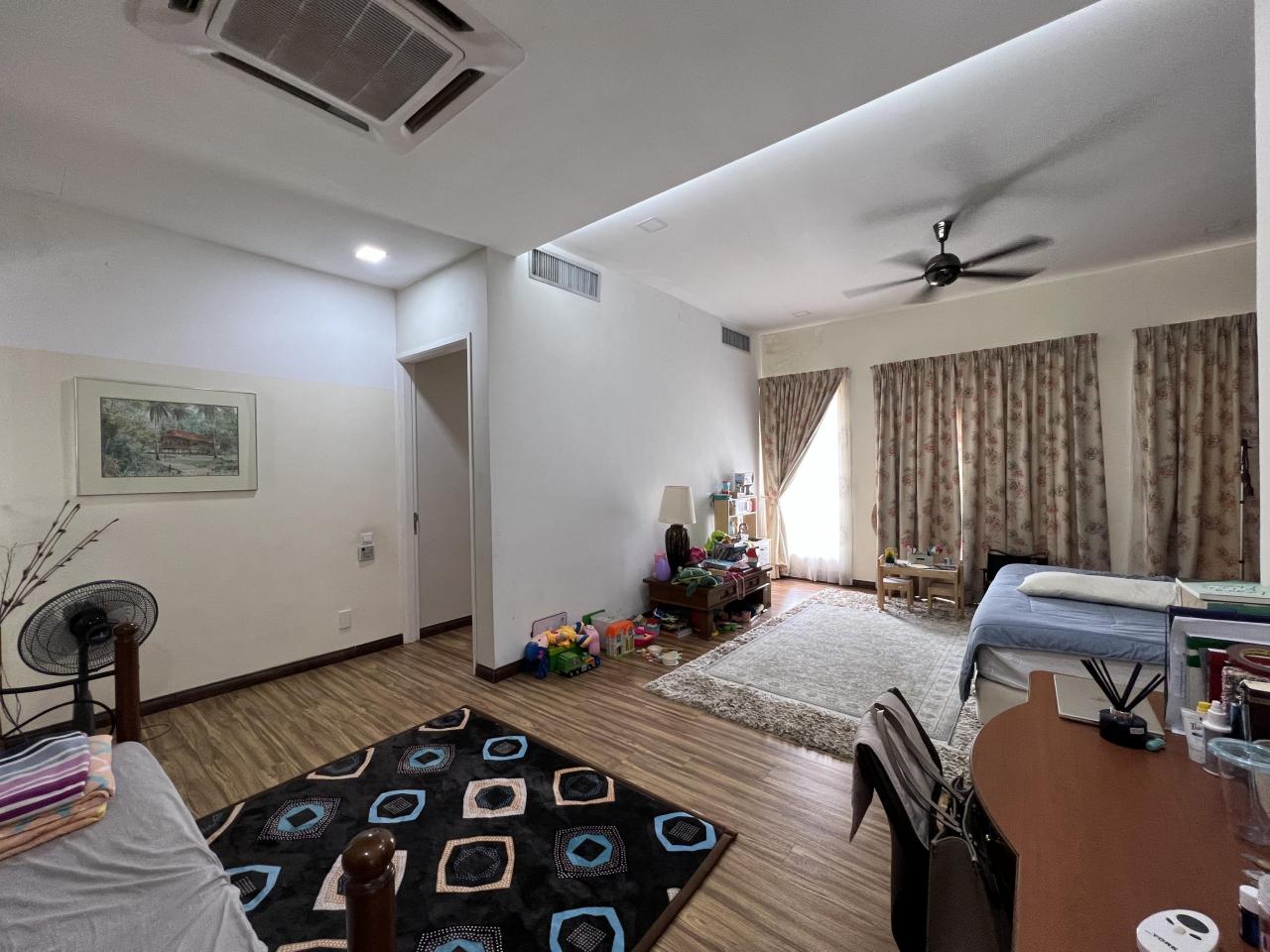 Bungalow with Pool, Country Heights, Kajang - photo 8