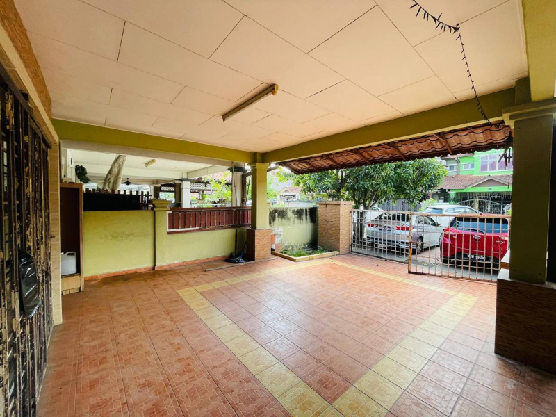 2 Sty TERRACE INTERMEDIATE, SEKSYEN 23, SHAH ALAM - photo 2
