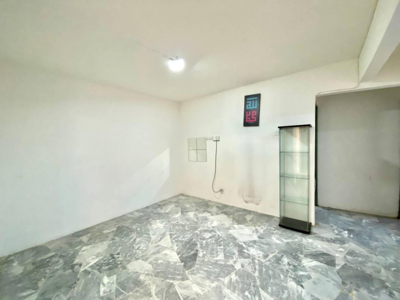 Pangsaria Apartment, Taman Desa Petaling KL - photo 8