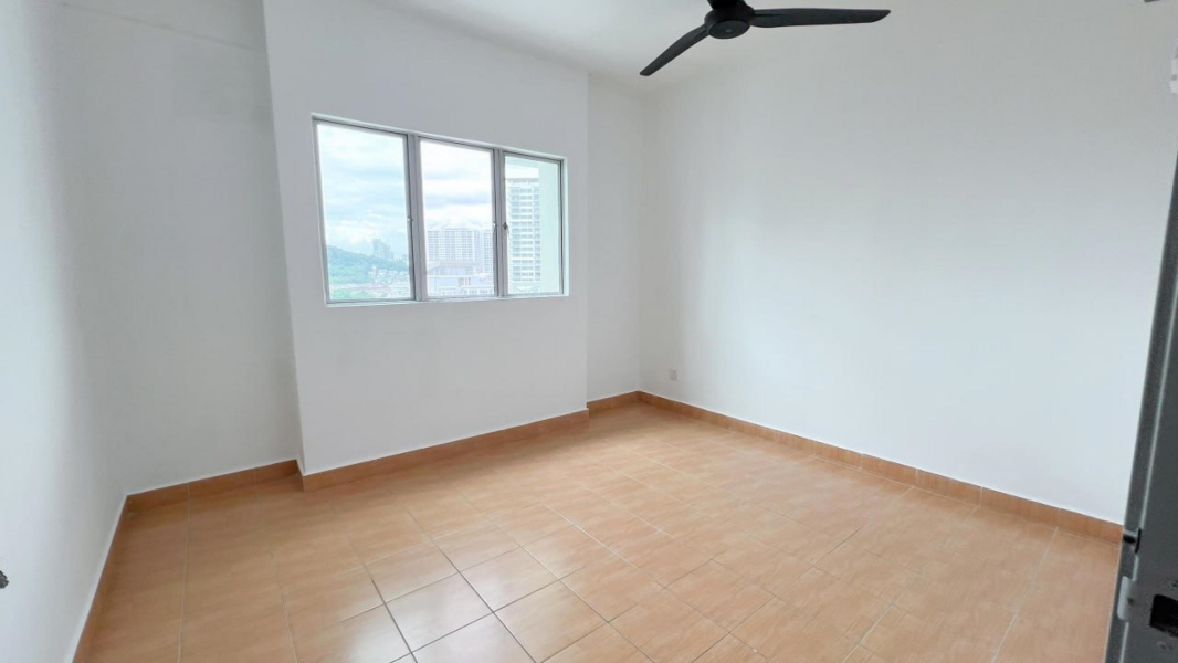 VILLA MAKMUR CONDOMINIUM - DUTAMAS RAYA KL - photo 6