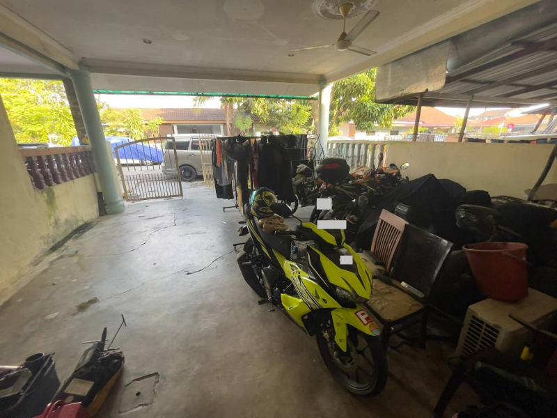 1 Storey Terrace, Seksyen 17, Shah Alam - photo 3