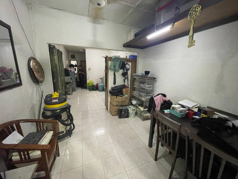 1 Storey Terrace, Seksyen 17, Shah Alam - photo 6
