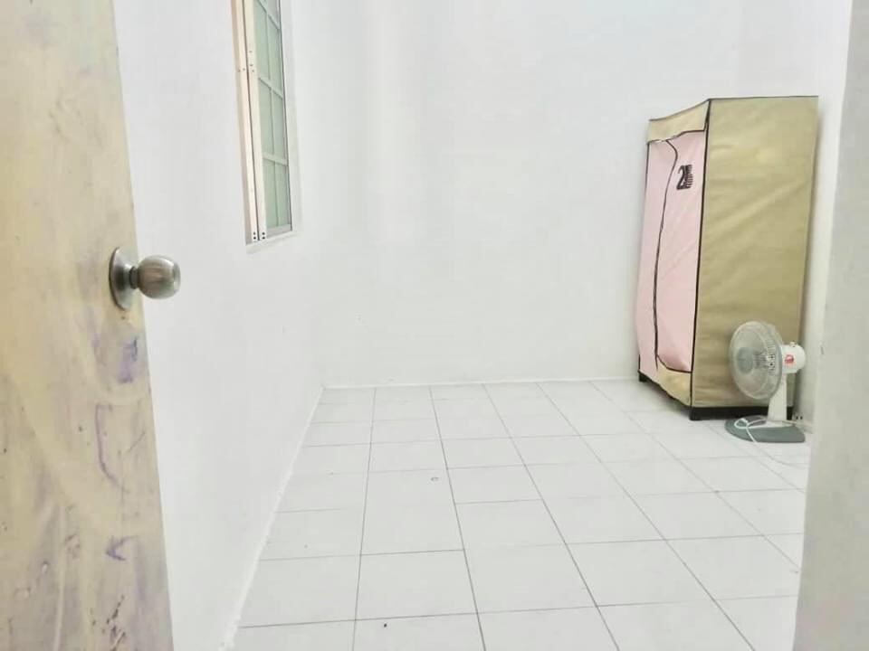 1 Storey Terrace House Taman Semarak Bandar Utama - photo 6