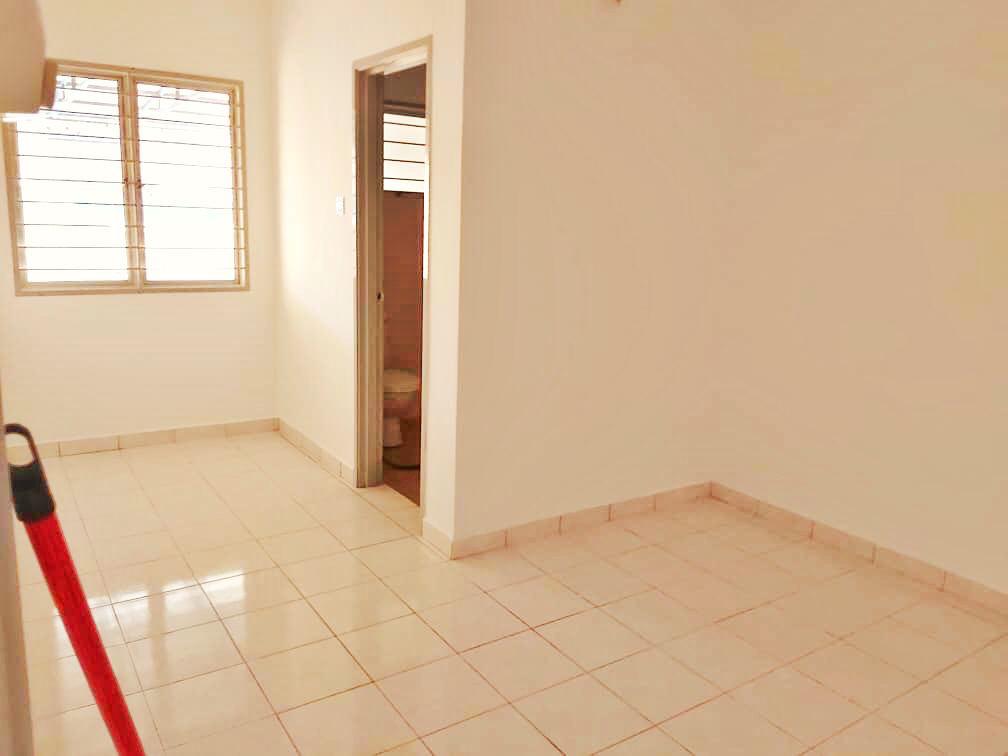 TOWNHOUSE DPUNCHAK NUSA BANDAR SERI PUTRA BANGI - photo 9