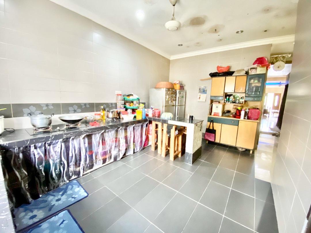 Single Storey Terrace House Taman Meru Ria Klang - photo 5