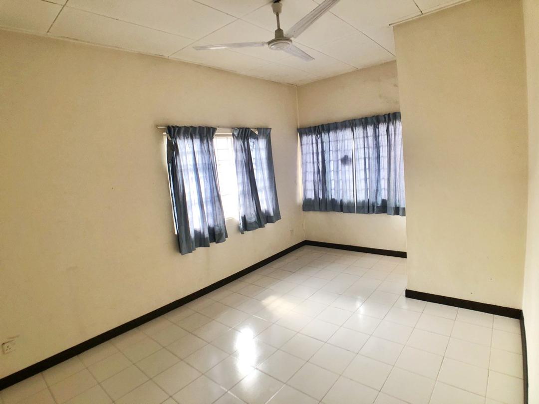 End Lot 2 Storey Terrace, Desa Coalfield, DC 1, Su - photo 13