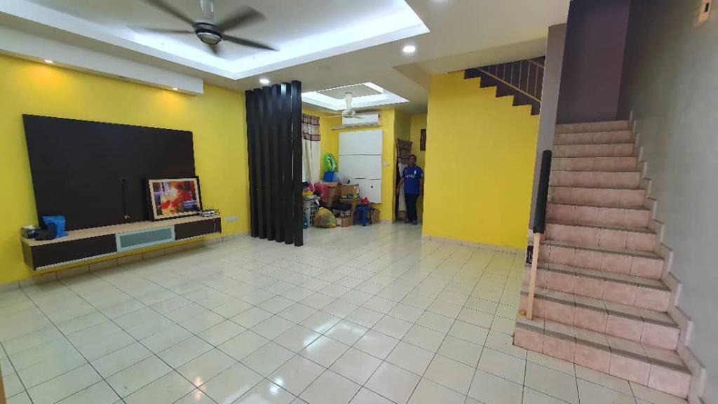 END LOT TAMAN IXORA, BANDAR BARU SAL - photo 5