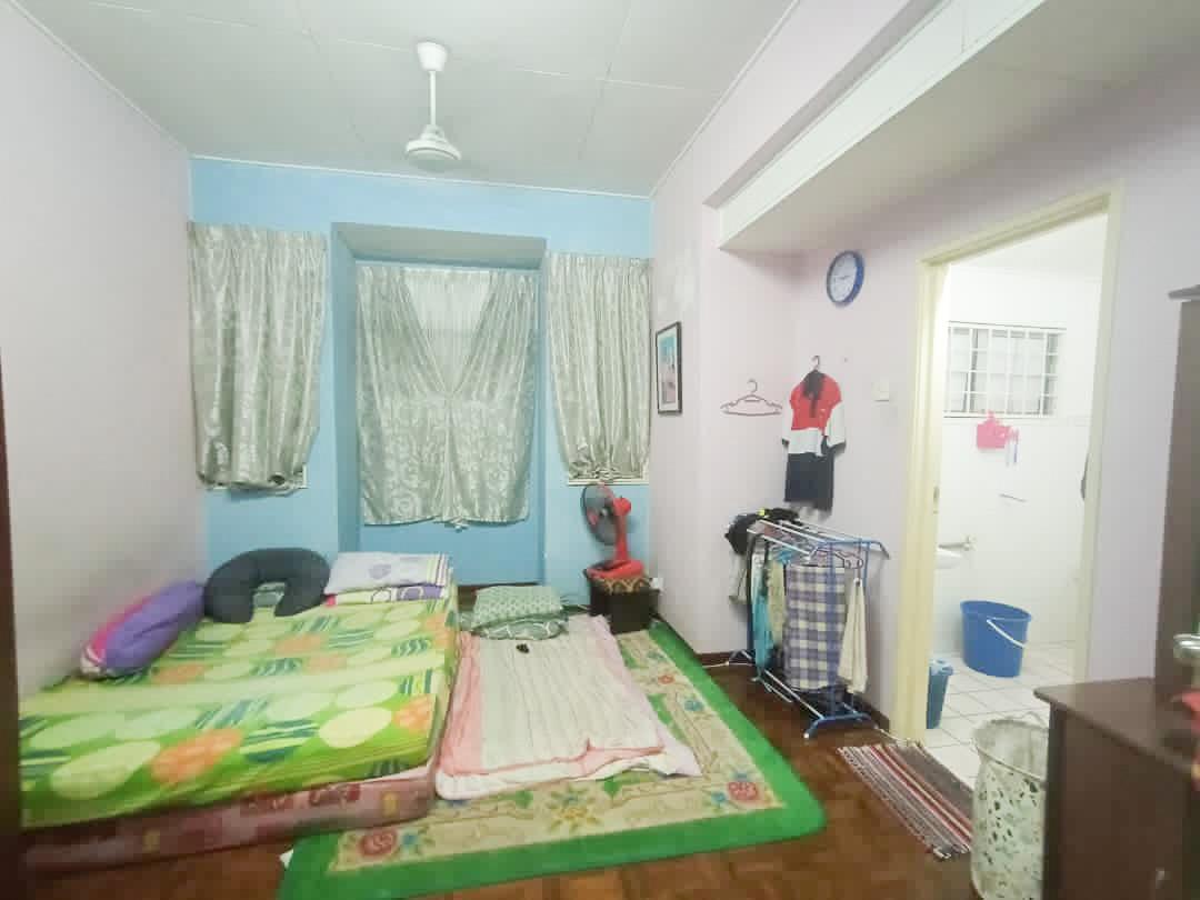 DOUBLE STOREY LORONG GUGUSAN ALAM, PUNCAK ALAM - photo 7