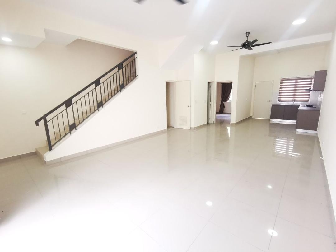 DOUBLE STOREY HOUSE, MONET LILY SUNSURIA CITY, SEP - photo 2