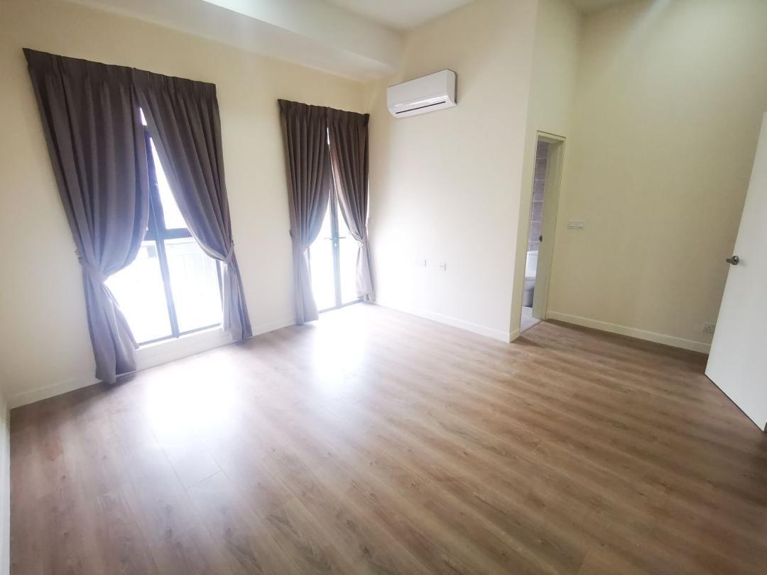 DOUBLE STOREY HOUSE, MONET LILY SUNSURIA CITY, SEP - photo 6