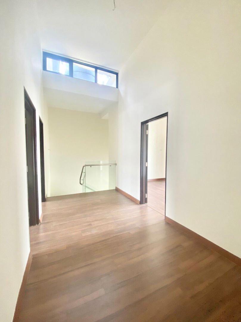 2 Storey Terrace House Melwood Onepark Semenyih - photo 5