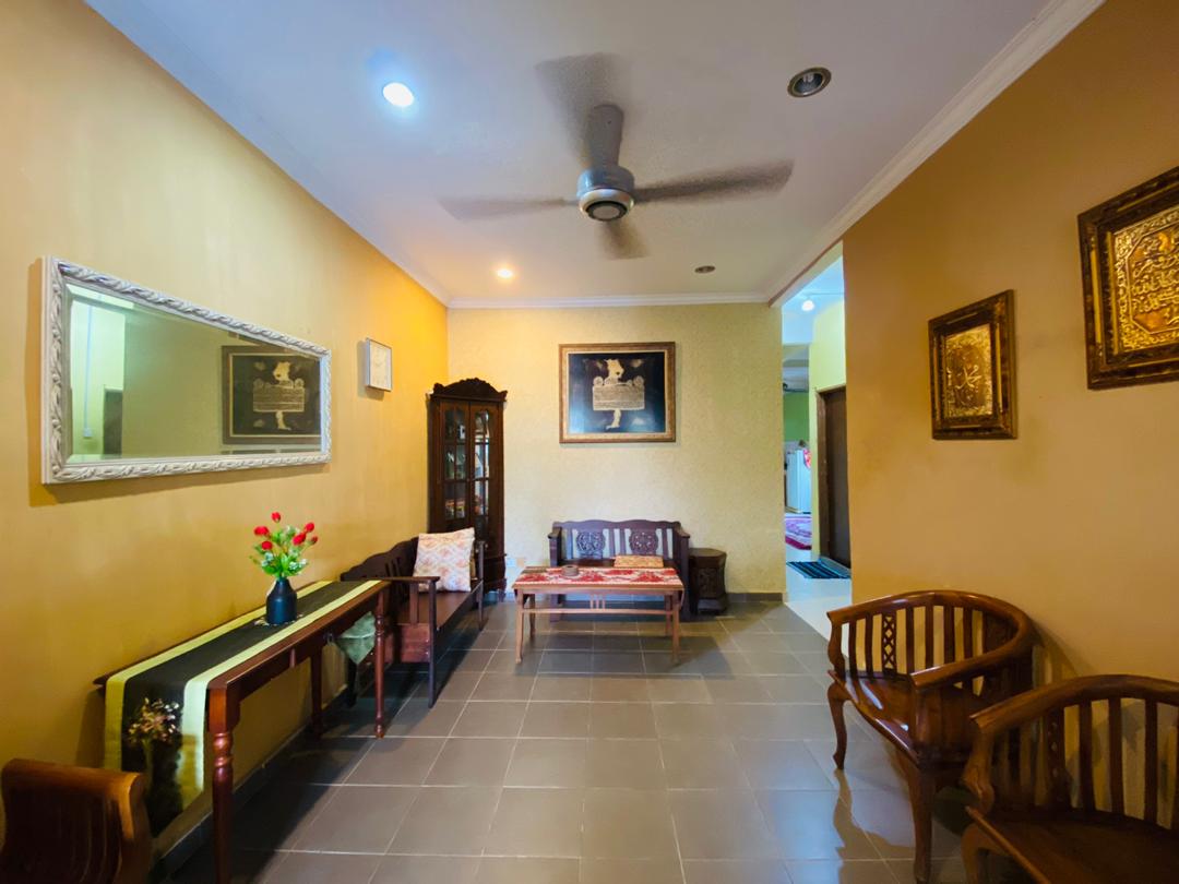 Taman desa Kencana Jalan Dusun Meru Klang End - photo 11