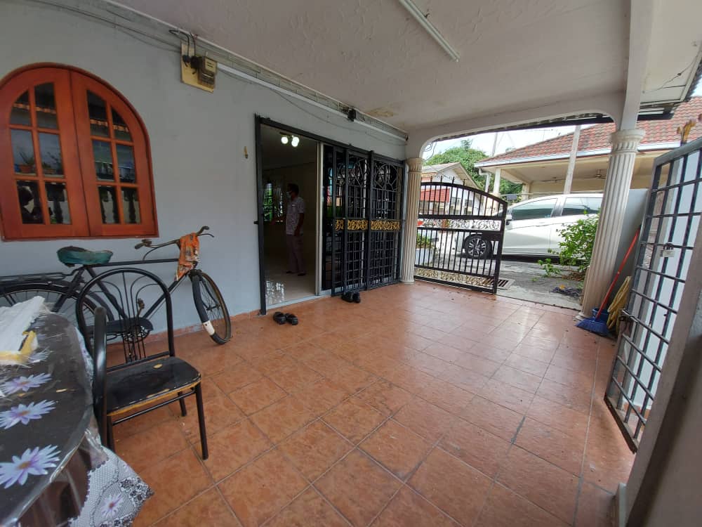 Taman Salak Jaya, Salak Selatan Sg Besi - photo 10
