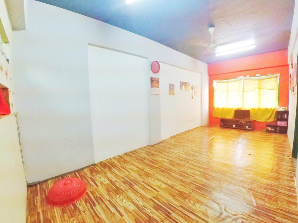 Low cost Flat Taman Bukit SegarCheras - photo 9