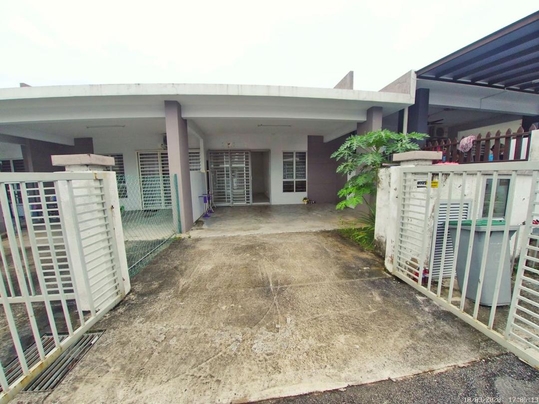 Single storey seremban 3 - photo 2