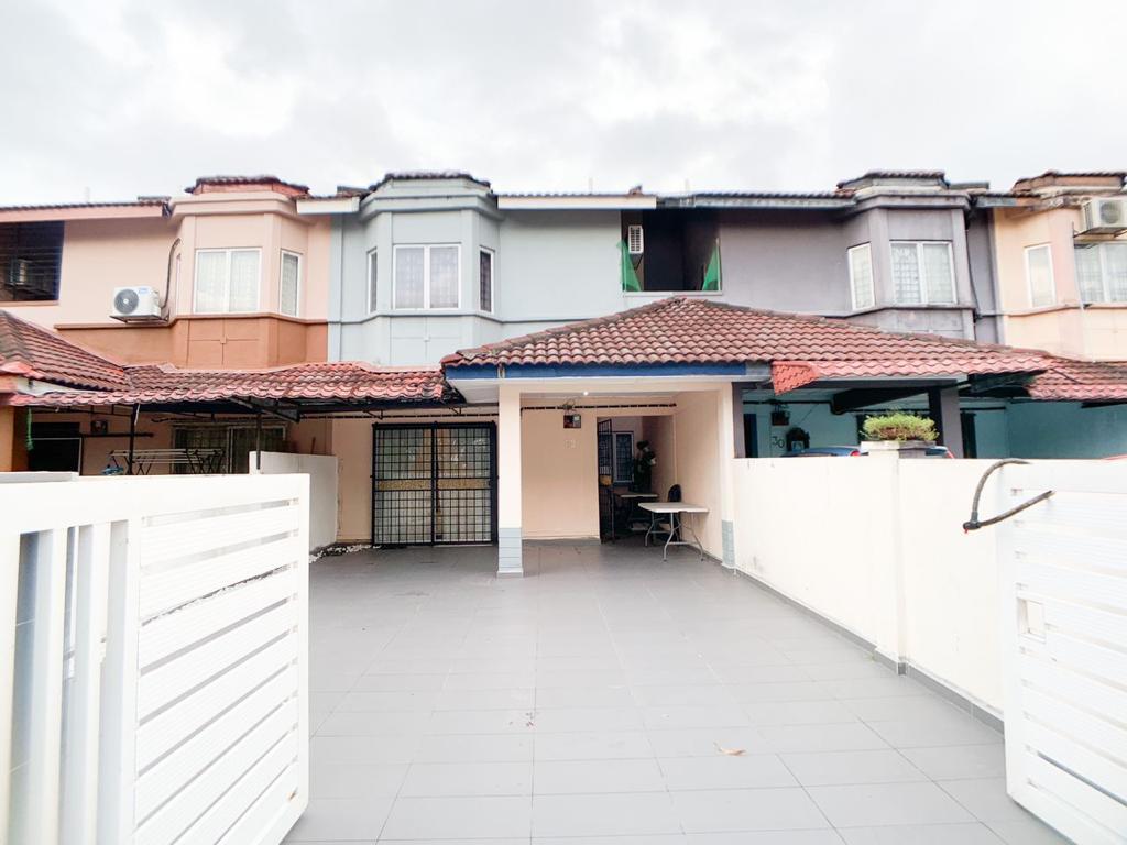 double storey terrace saujana utama 1, Fully Furni