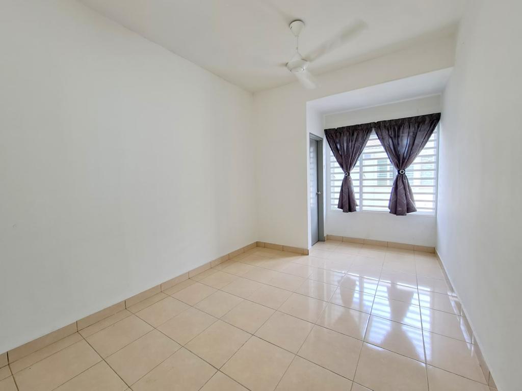 2 Storey Terrace Taman Emas Dengkil Sepang - photo 5