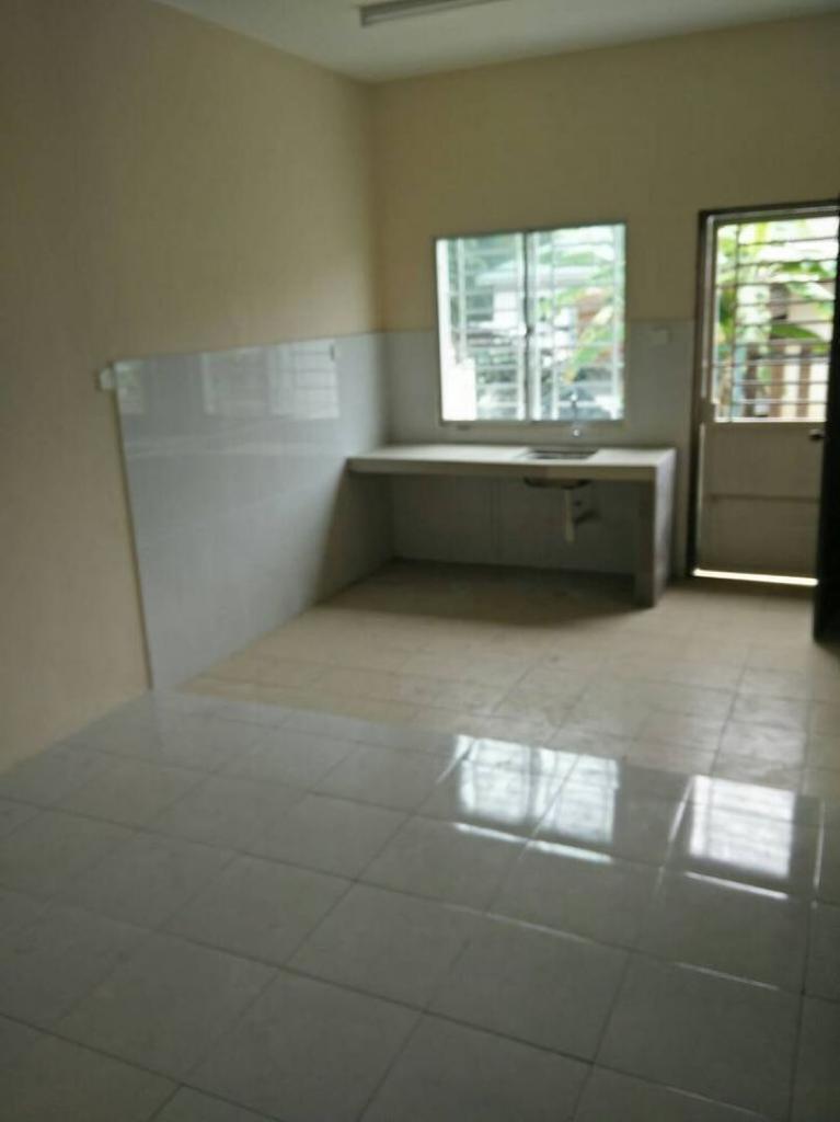 Rumah Teres Jalan Sekolah Bukit Kapar Klang - photo 6