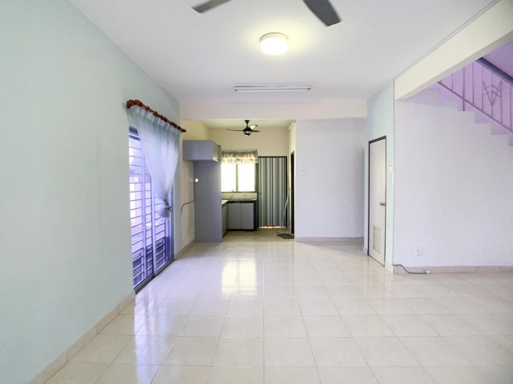 Double storey semi D Alam Suria Puncak Alam - photo 4