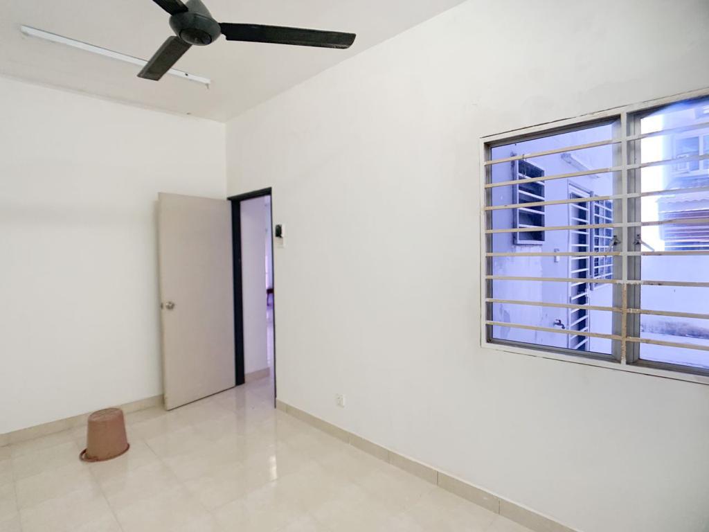 Double storey semi D Alam Suria Puncak Alam - photo 7