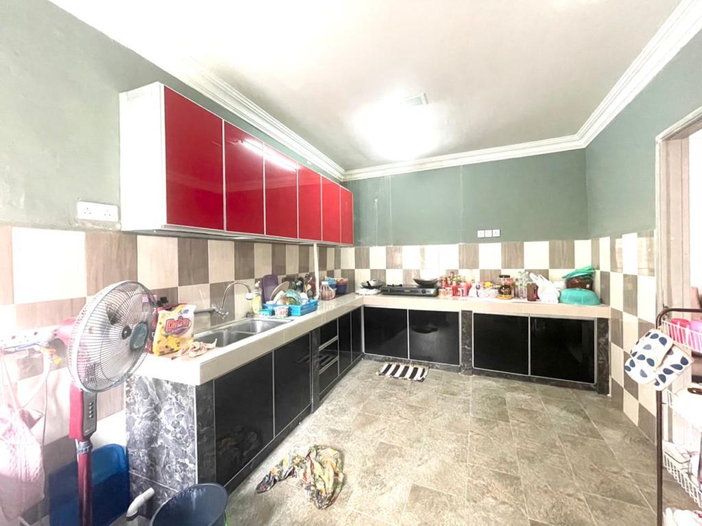 3 Storey End Lot Taman Selayang Mulia - photo 4