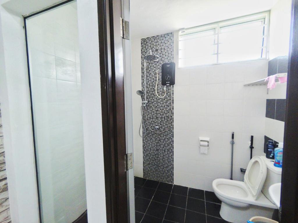 Rafflesia Double Storey Terrace Taman Pelangi 2 - photo 10