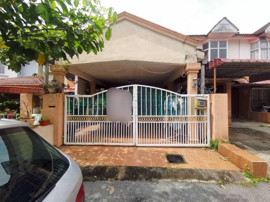 Double Storey House Taman Dahlia