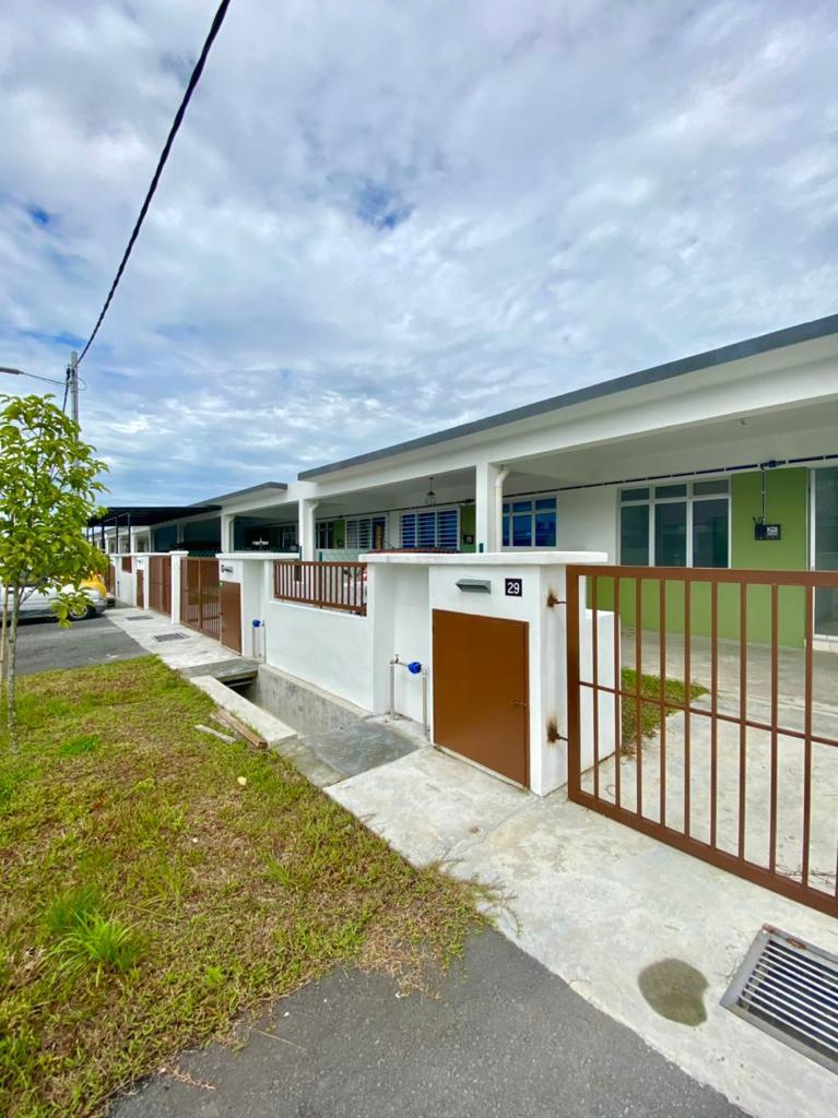 SINGLE STOREY TAMAN SALAK LESTARI, SEPANG - photo 2