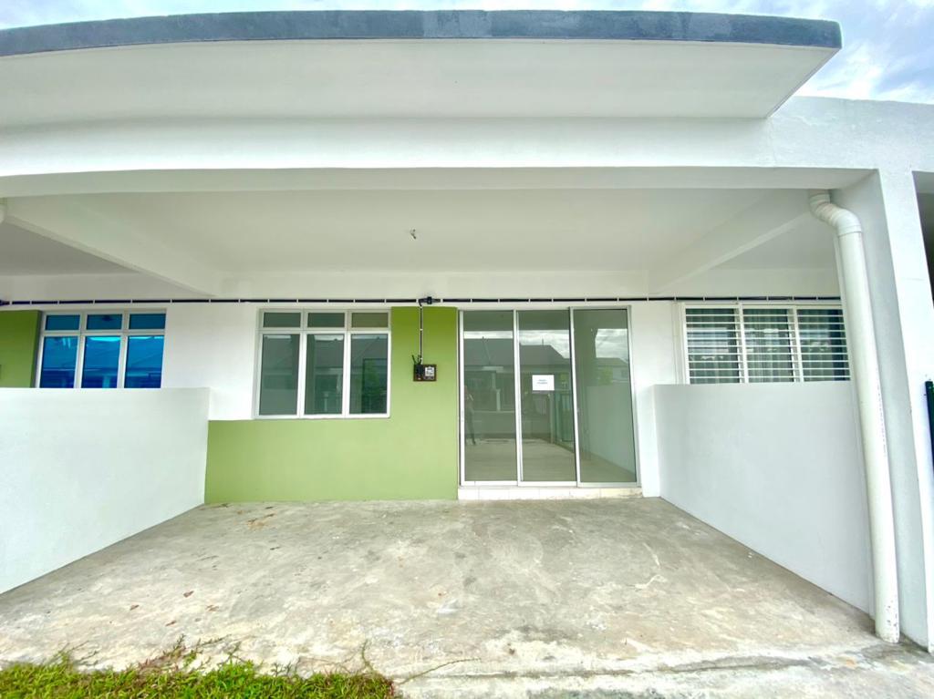 SINGLE STOREY TAMAN SALAK LESTARI, SEPANG - photo 3