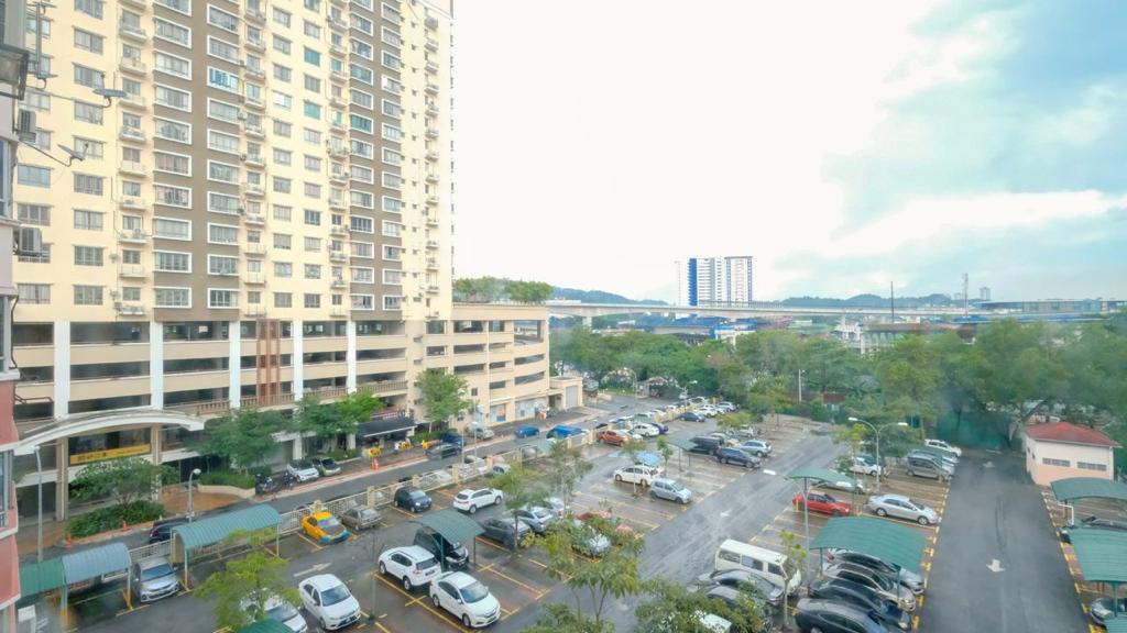 Petaling Indah Condominium - photo 9