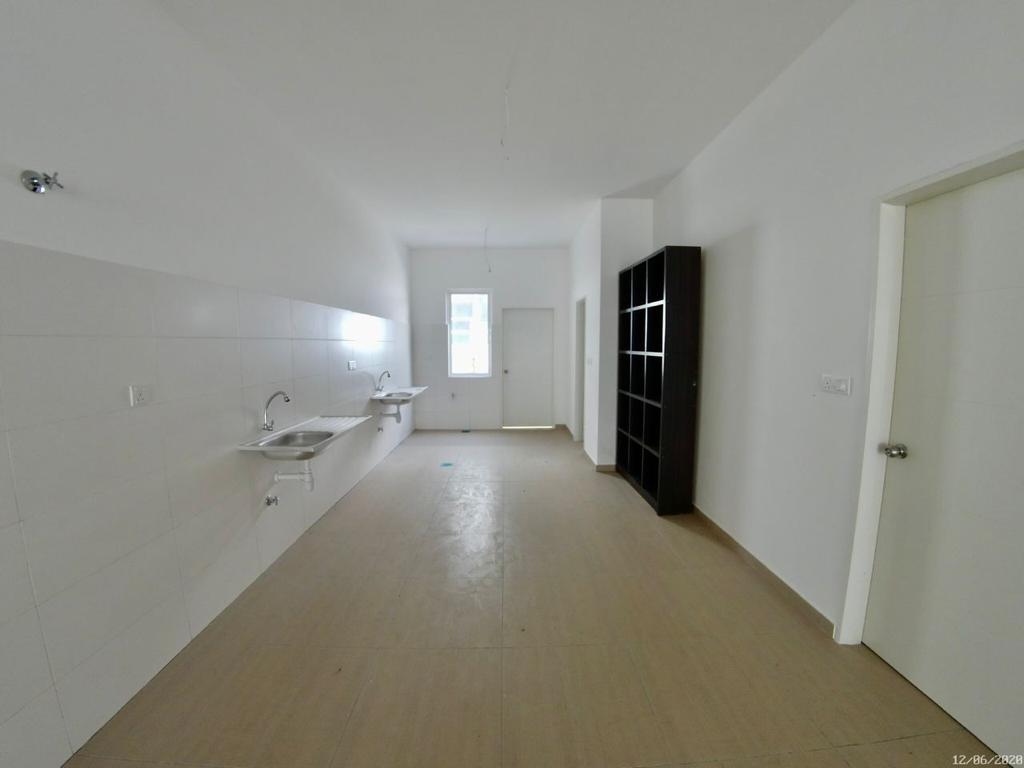 2 Storey Terrace House Suriaman 3 Sendayan - photo 3