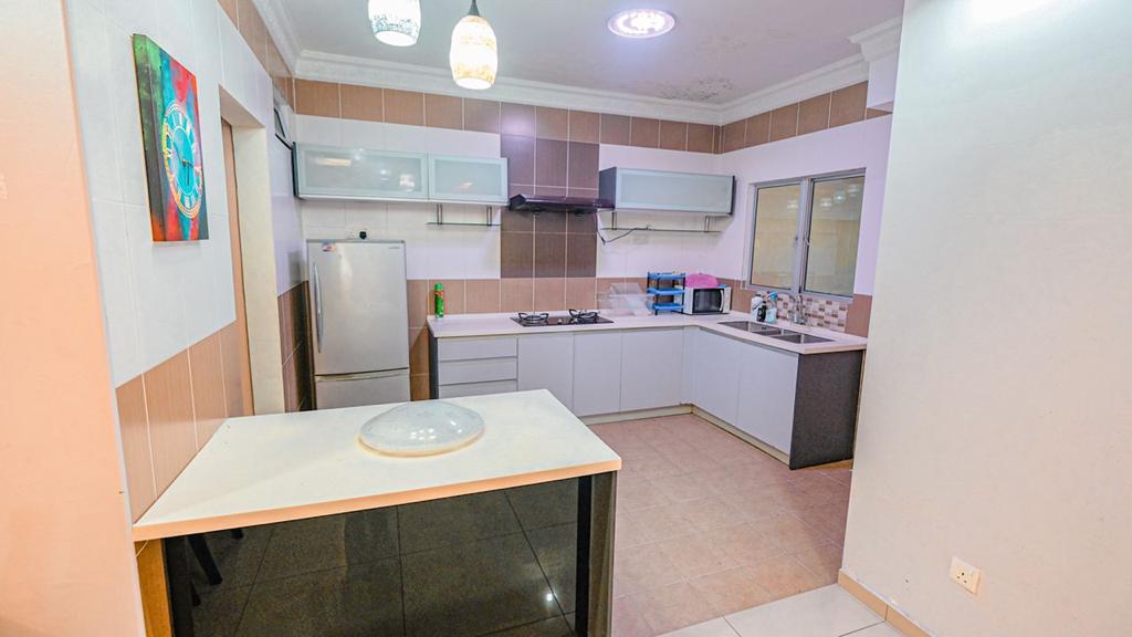 Mutiara Anggerik Service Apartments seksyen 15 - photo 7