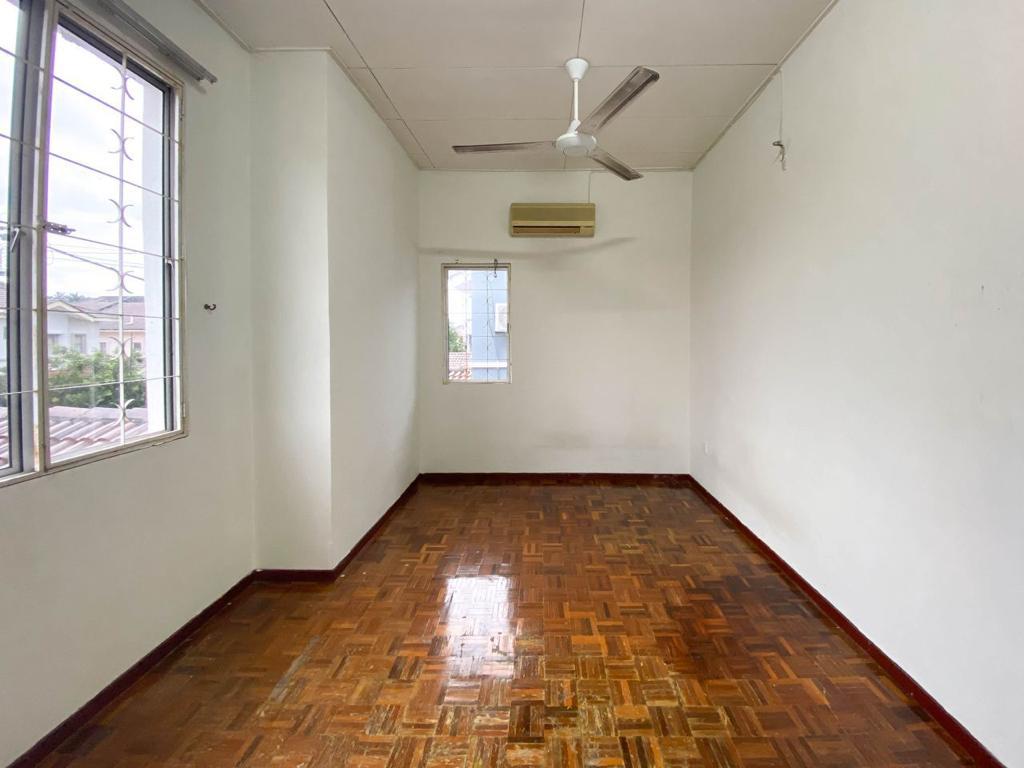 Semi D Double Storey Bandar Tasik Puteri Rawang - photo 10