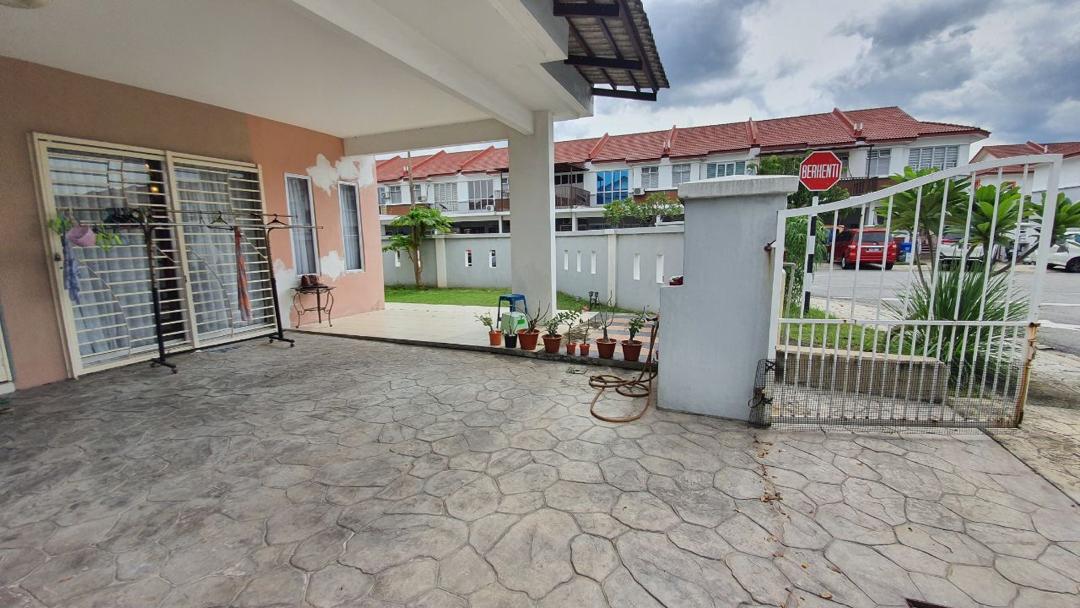 Corner 2sty Taman Alam Indah, Seksyen 33 - photo 10
