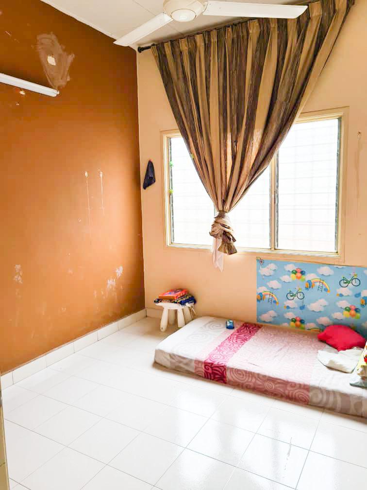 Double Storey Sri Pristana Saujana Utama - photo 10