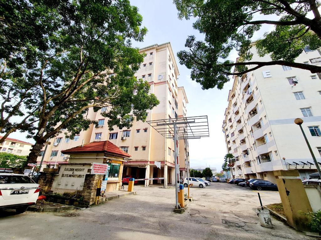 Golden Height Apartment Taman Mas Puchong - photo 9