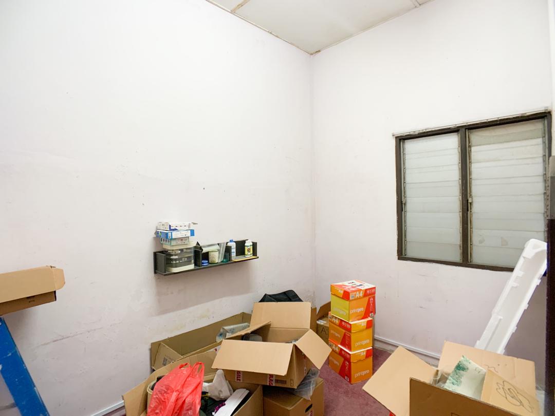 SINGLE STOREY TAMAN CEMPAKA SARI 3 KLANG - photo 5